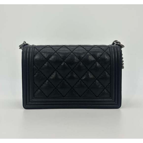 CHANEL Black Lambskin Quilted Medium Boy Bag - Picture 4 of 9